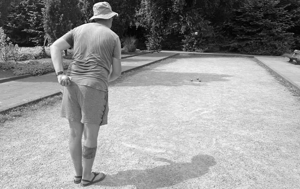 Bouleplatz (Pétanque) im Park Weidestraße, Barmbek. Hamburg