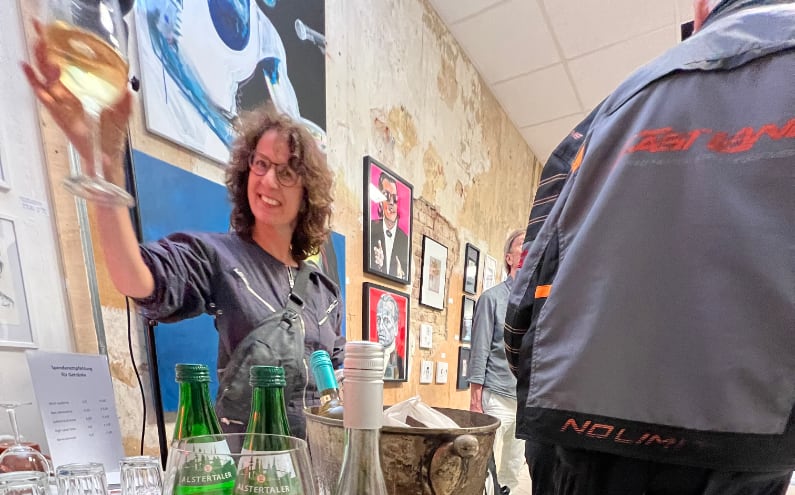 Hamburg Sobriety, Anzeige 01 - Galerie Location